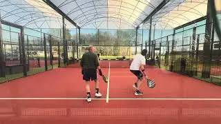 Padel - Off the glass