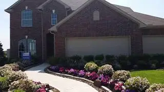 I sell new homes. New home tour for you. Houston,Tx La'Wanda Lendsey
