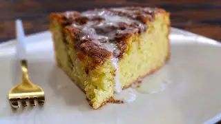 Easy Cinnamon Apple Cake