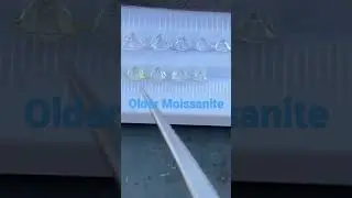 Grading Moissanite Color!Demonstrating to the Viewers of how Colorless Moissanite has some color🔥🐺