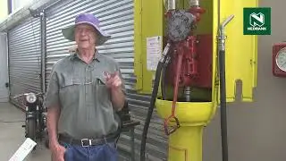 VINTAGE SHELL PUMP