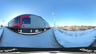 Insta360 Titan   train 5 2K   slowmo   2D new