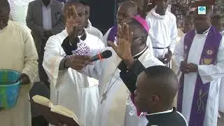 Saint Grégoire de Kingoma Massengo: Bénédiction de la nouvelle madone avant la messe des cendres