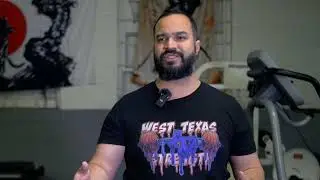 This Guy Cleans Teeth and Lifts Heavy Weights&mdash;Can Your Dentist Do That?