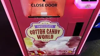 This Cotton Candy Was Made by a Robot Claw Machine?!