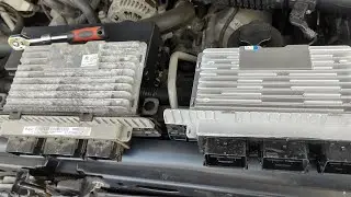 Установка блока управления двигателем (PCM/ECM) на Ford Raptor F150 #fordraptor #fordf150 #ecm #pcm