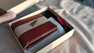 Red Wing Classic Bifold Wallet in Oro Russet Frontier Leather (Style 95010)