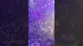 How to Beat Electric LED light up Bubble Machine Review #youtubeshorts #trending #like #sorts