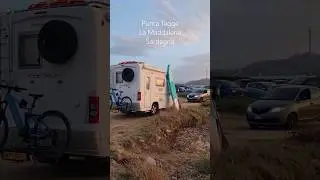 Sardegna in camper - giro in sup al tramonto a punta tegge #sostalibera #vanlife #homeonwheels