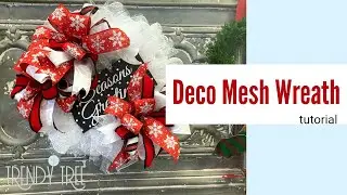 Deco Mesh Christmas Ruffle Wreath