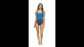 TYR Women's Byron Bay Scoop Neck Controlfit Chlorine Resistant One Piece Swimsuit | SwimOutlet.com