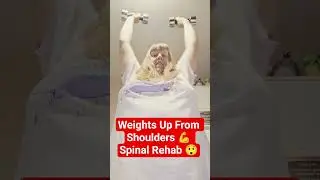 Подъем тяжестей с плеч 💪 Реабилитация позвоночника 😲 #шорты