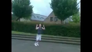 Two-handed oop to myself - JB
