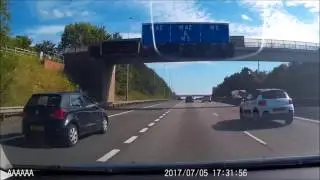 Dash Cam - Bromsgrove M42/M5. Nissan CV61FZB