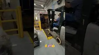 на заводе США ✌️🇺🇸💪#automobile #тревелвлог #юмор #firstvlog #топ