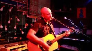 Musician Showcase: Roger Hoselton