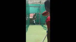 Gravity - Advance Cricket Bowling Machine