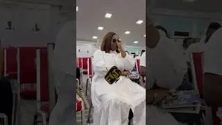 LOLO1 can&rsquo;t hold her tears at Kayode Peters service of songs. #kayodepeters