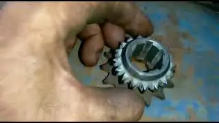 tobatta fazendo uma adaptação na engrenagem da rotativa dela parte 1