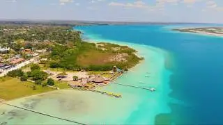 Bacalar Mexico - The Lake of 7 Colors