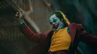 Cena da dan&ccedil;a na escada | Coringa (2019) HD