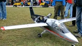 FLYING VEHICLE FANJET 600 TRAINER WITH DUCTED FAN PROPULSION SYSTEM / Jetpower Messe 2015