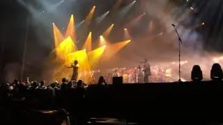 Faada Freddy - Reality Cuts Me Like a Knife (ft. Improv Choir) - Colours of Ostrava 2017