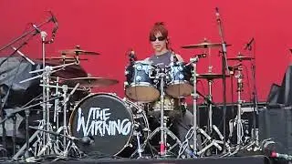 The Warning - Sharks (S&atilde;o Paulo - Brasil - 08/03/2025 - Punk is Coming Festival)