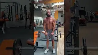 BARBELL FRONT RAISES for Bigger Shoulders #bodybuilding #shoulderworkout #gym #shorts