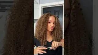 Easy steps get pretty highlight curly look from CurlyMe Hair🥰💞#curlymehair #curlyhair #wigs #fyp