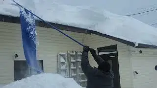 Winter Roof Cleaning ❄️ Avoid Structural Damage ⚠️ Northern Ontario ✔️ Call Us!!!