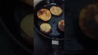 Bengali dish baingan bhaja#like #comment #shair#please subscribe my YouTube channel 🙏