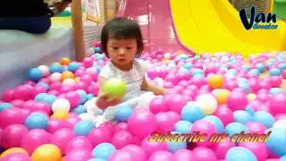Fun World CSB Cirebon, Bermain Mandi Bola