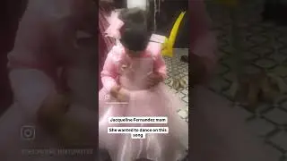 Doll dancing ..  #chasing #cute #beauty #dance #dancevideo #bollywood