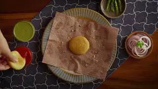 Zyada Light Mazedar Kachori with NatureFresh Soyabean Oil