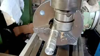 Cutting Woodruff Key Slots On Manual Milling Machine