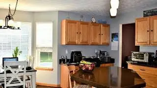 6834 West Sherri Dr