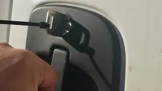 Как разблокировать полуприцеп Freightliner Cascadia