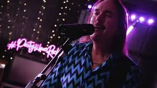 Raise The Roof 'Bad Habits' / Ed Sheeran (Cover) Wedding Band Shropshire - AliveNetwork.com