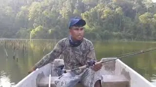 Rod the throne travel rod gasak monster