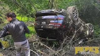 &iexcl;Otro auto de $100,000 destruido! Nuevo BMW X7 xDrive se estrella cuesta abajo