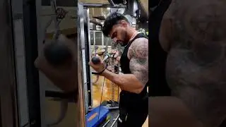 best exercise for biceps #motivation #bodybuilding #fitness #gym #struggle #veins #motivational