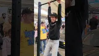 Can I Hang for 2 Minutes and Win $150? #carnivalgames #shorts