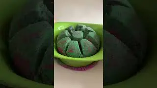 Insanely Satisfying Kinetic Sand Squish #asmr #satisfying #shorts
