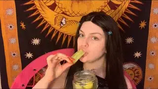 ASMR MUKBANG || EATING A JUUL POD, CRUNCHY, AND CHEWY FOODS