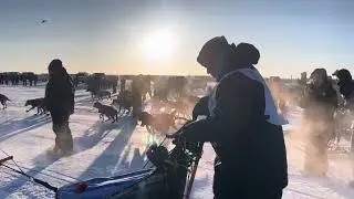 Thrilling 2024 Akiak Dash Mass Start: Epic Up Close Footage & Narration By Tyler Schmitt