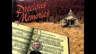 Dolly Parton 12 - When The Roll Is Called Up Yonder