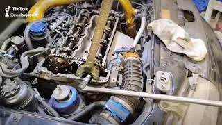 Saab 95 chain replacement on car.
