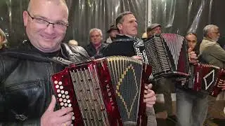 🪗CONCERTINAS🪗 e DANÇAS💥 na BARCA.   Dia de Natal 2025