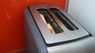 kiwi ingenuity: how to cook toast :